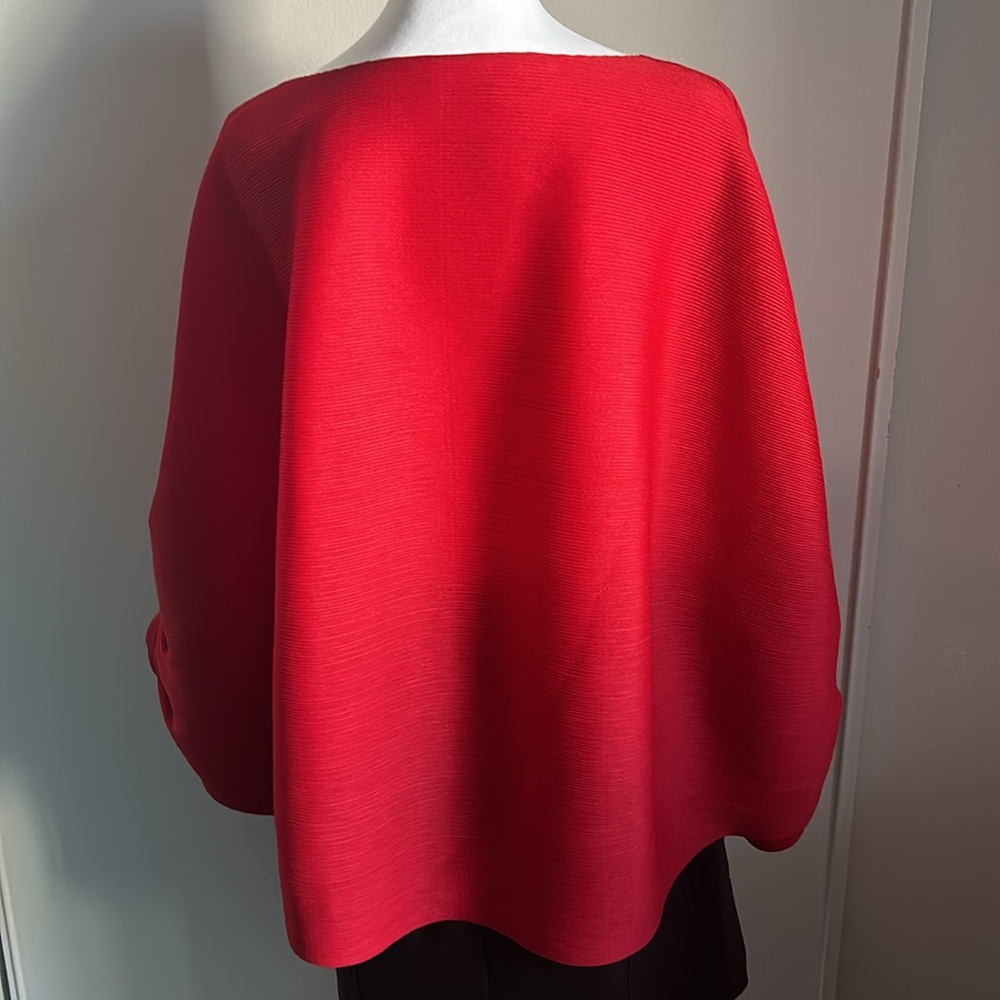 Striking Dolman Sleeve Oversized Stretch Pleated Boho Red Blouse - Picture 6 of 10